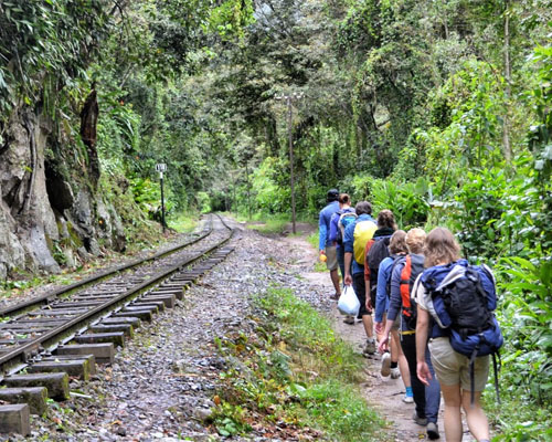 Machu Picchu by Car 2 days 1 night - minkas-travel